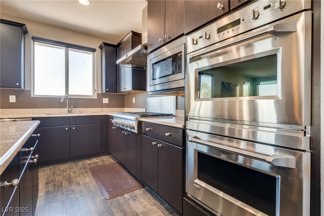 10589 Acacia Park Place