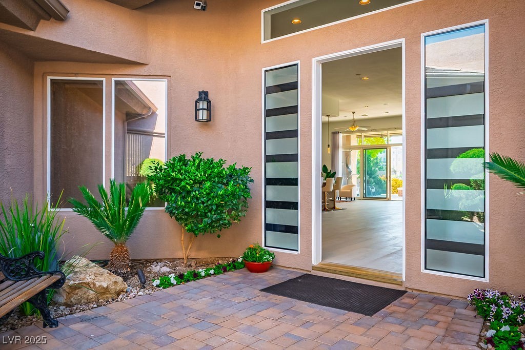 9233 Canyon Mesa Drive