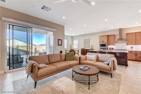 Homes For Sale - 9006 Coastal Oaks Street<br/> Clark County, Las Vegas, NV 89166