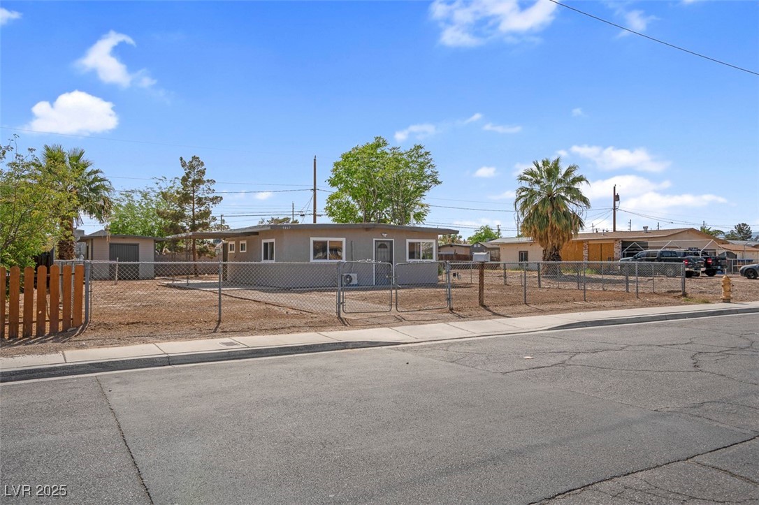 5867 Bunch Street, Las Vegas, Nevada image 1