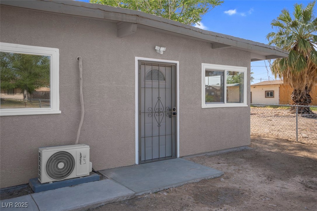 5867 Bunch Street, Las Vegas, Nevada image 4