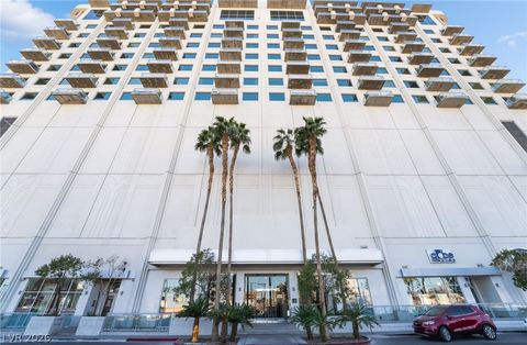 Photo of 900 S LAS VEGAS BL Boulevard #811, Las Vegas, NV 89101 (MLS # 2761856)