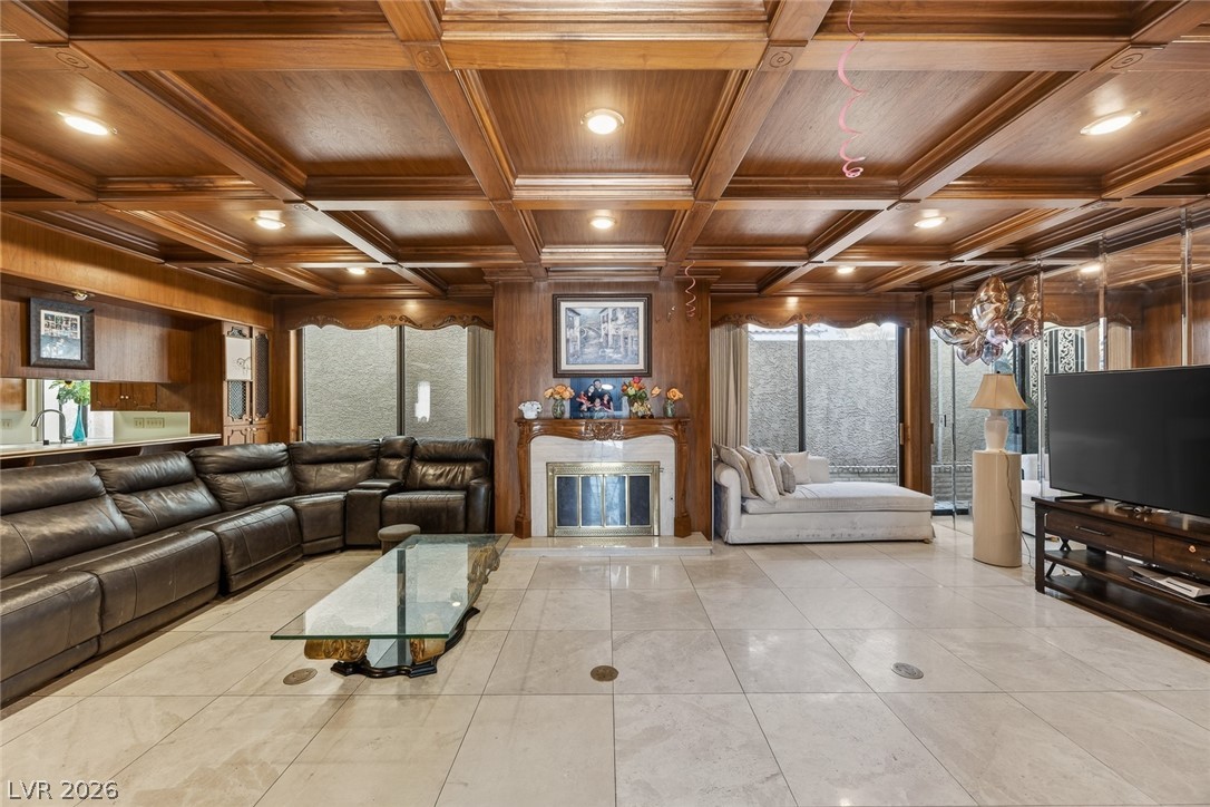 2834 Queens Courtyard Drive