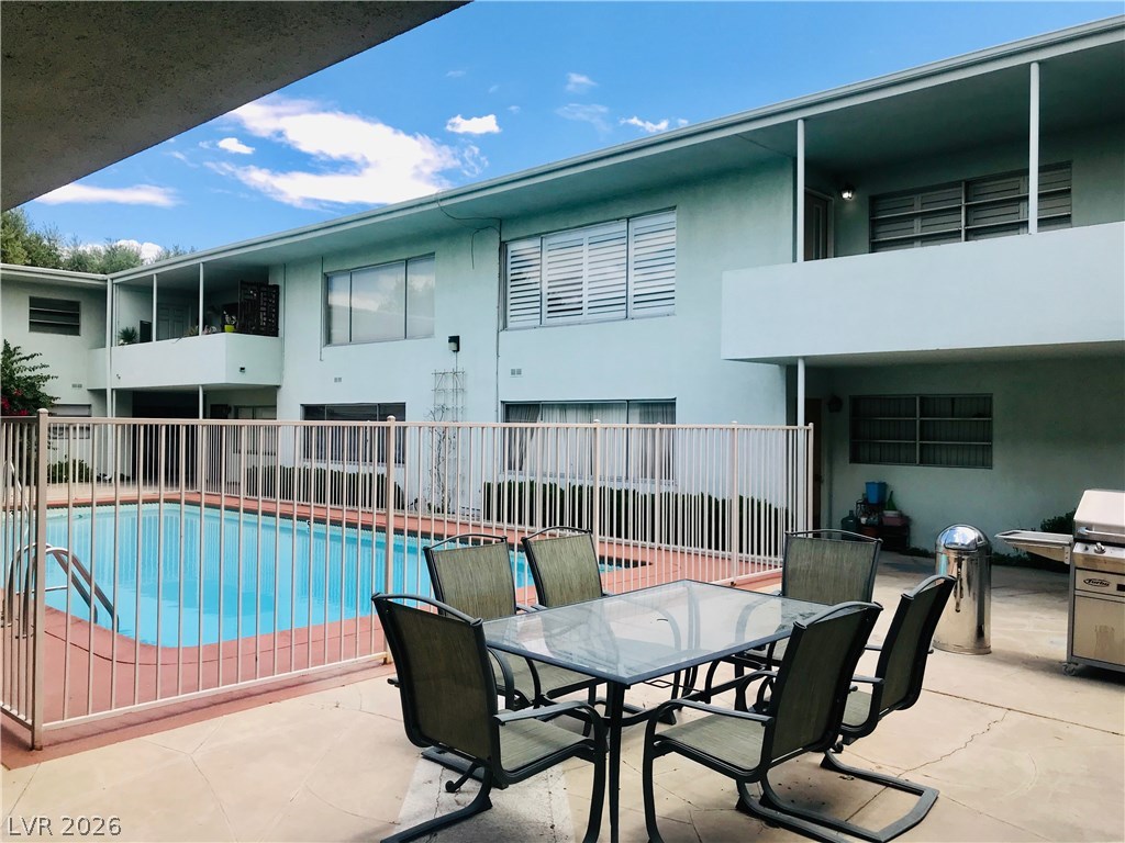 1700 Rexford Drive 104