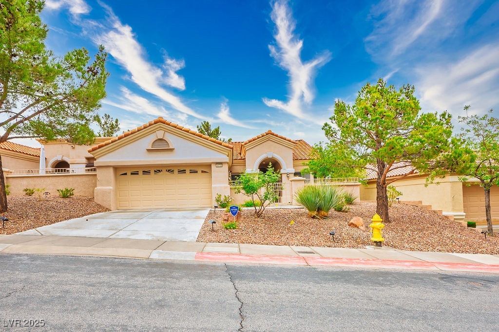 10720 Sky Meadows Avenue, Las Vegas, Nevada image 1