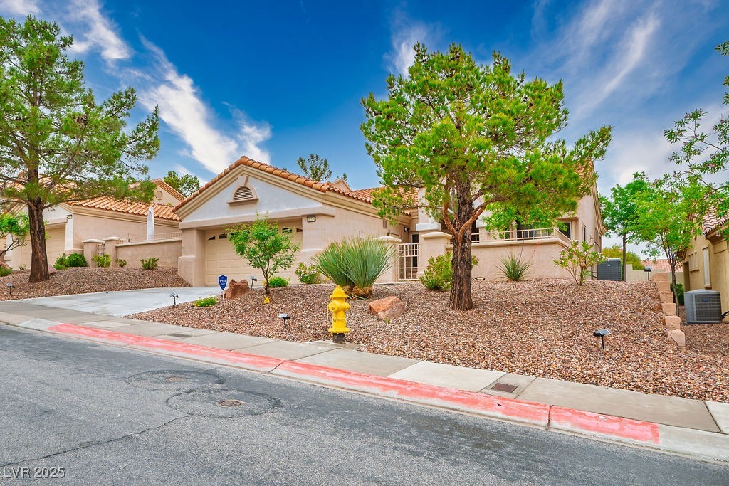 10720 Sky Meadows Avenue, Las Vegas, Nevada image 22