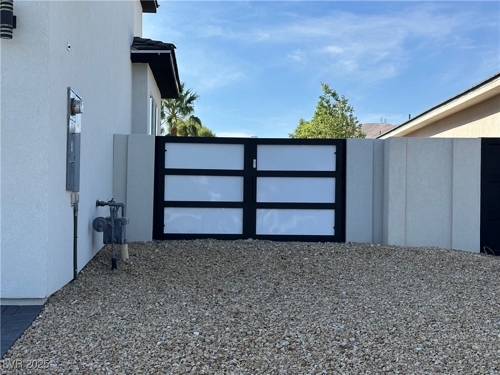 3423 Spanish Winds Court