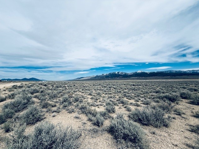 660 East 282nd South Steet