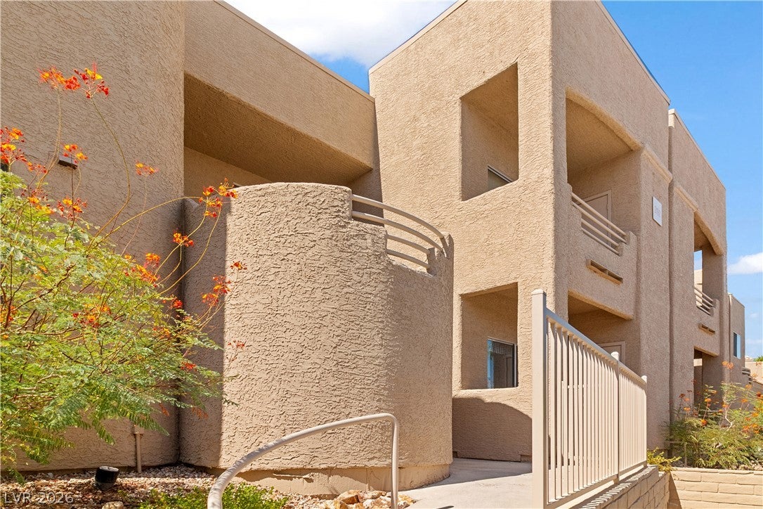 2192 Aspen Mirror Way 102