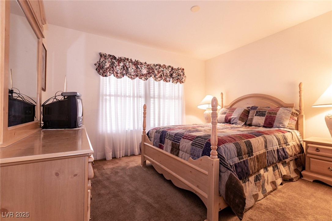 Henderson, Nevada 89012, United States, 2 Bedrooms Bedrooms, ,2 BathroomsBathrooms,Residential,Pending,11826