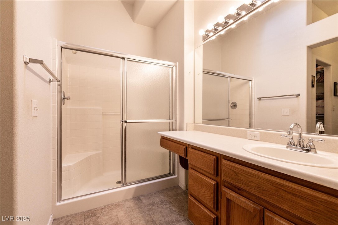 Henderson, Nevada 89012, United States, 2 Bedrooms Bedrooms, ,2 BathroomsBathrooms,Residential,Pending,11826