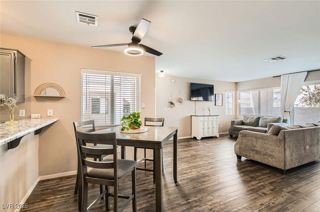 Properties 3 3125 N Buffalo Drive 1090