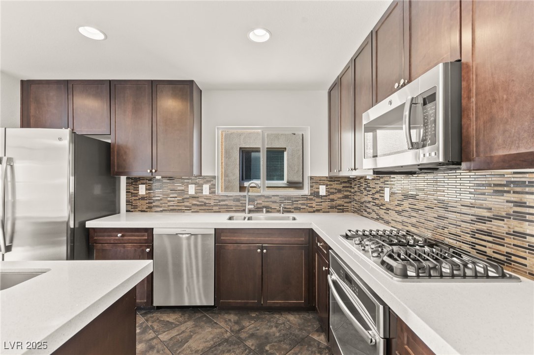 10525 Shiny Skies Drive, Las Vegas, Nevada image 38