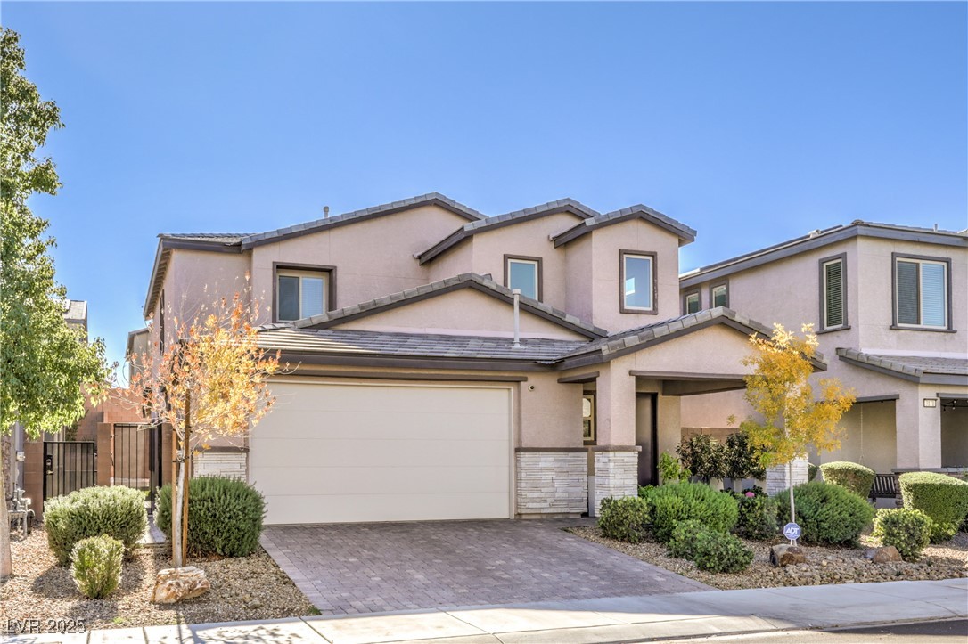 3167 Hazy Hills Avenue