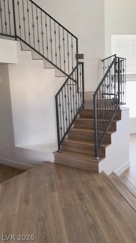 909 Sparrow Court
