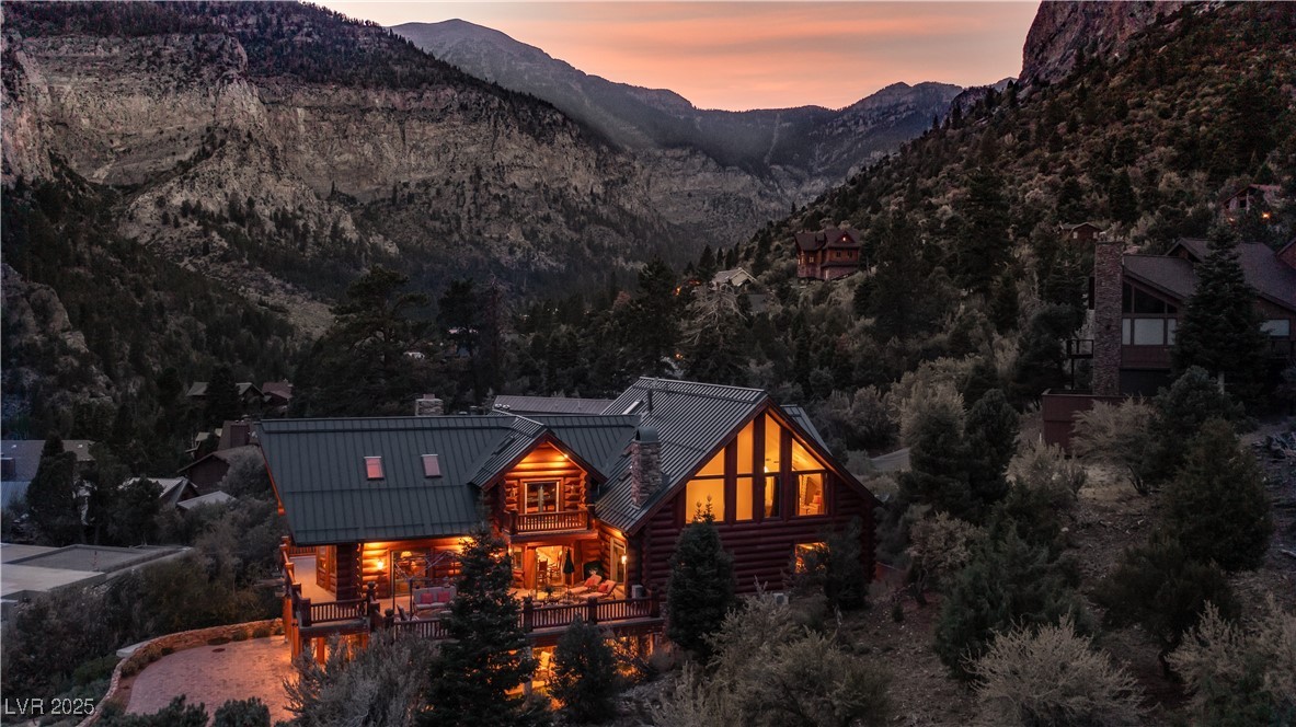 Las Vegas, Nevada 89124, United States, 5 Bedrooms Bedrooms, ,6 BathroomsBathrooms,Residential,Active,234112