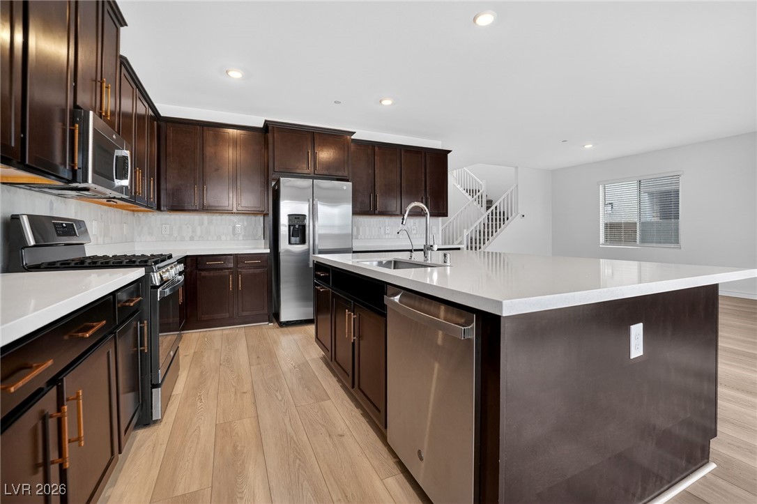 9696 Abel Cliff Street