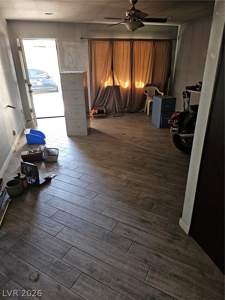 1074 King Richard Avenue