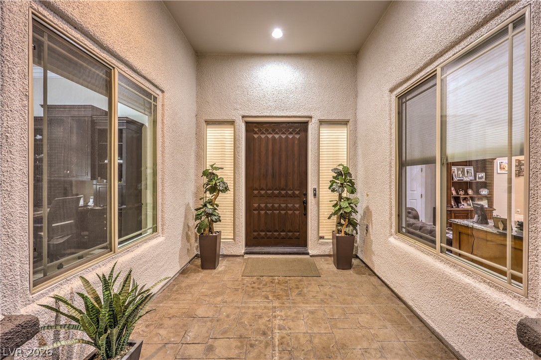 11 Isleworth Drive