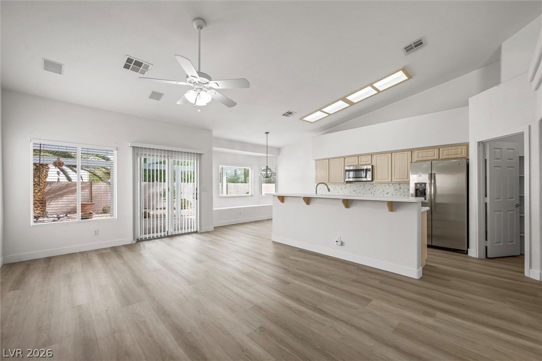 4354 Summers Shade Street