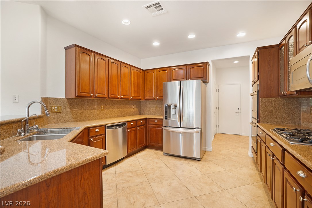 Properties 4 2353 Orangeburg Place