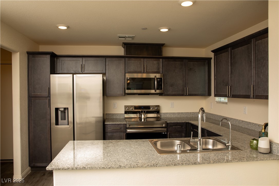 6824 Satin Silver Court, North Las Vegas, Nevada image 2