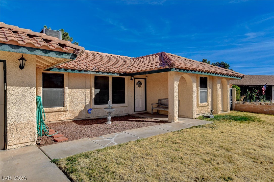 2215 Heavenly View Drive