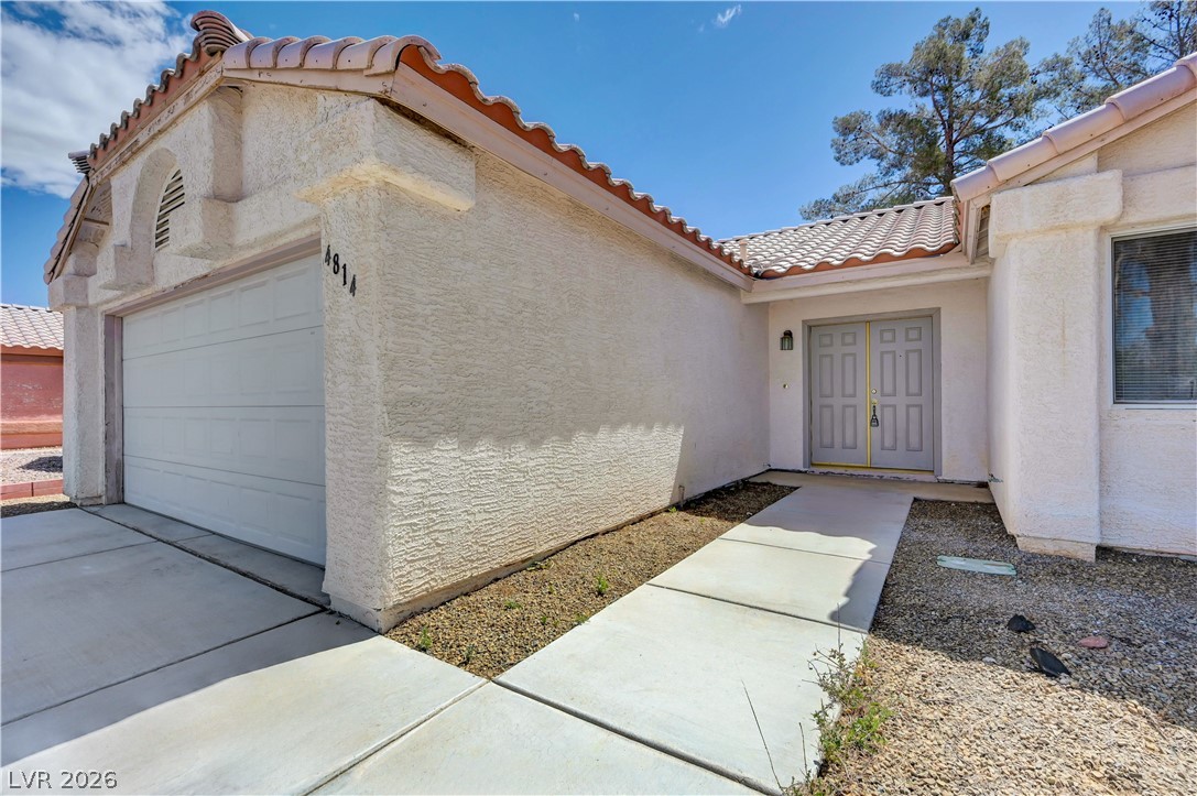 4814 Spring Falls Way