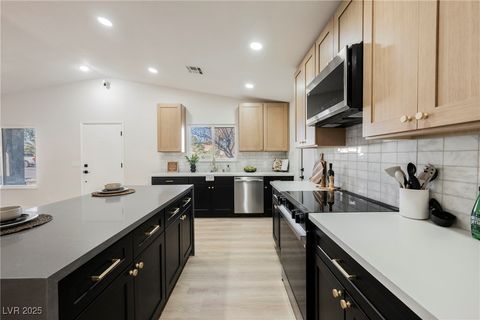 Photo of 6601 Boxwood Lane, Las Vegas, NV 89103 (MLS # 2742906)