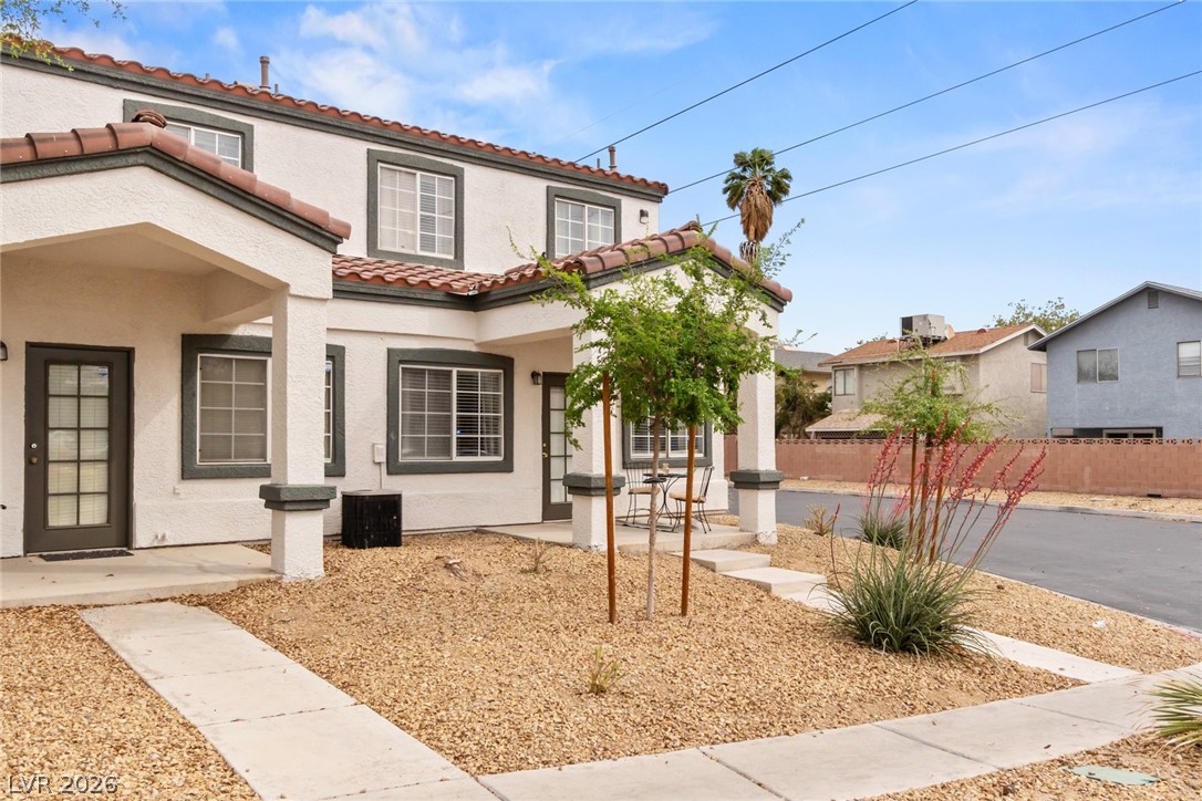 5330 E Charleston Boulevard 35