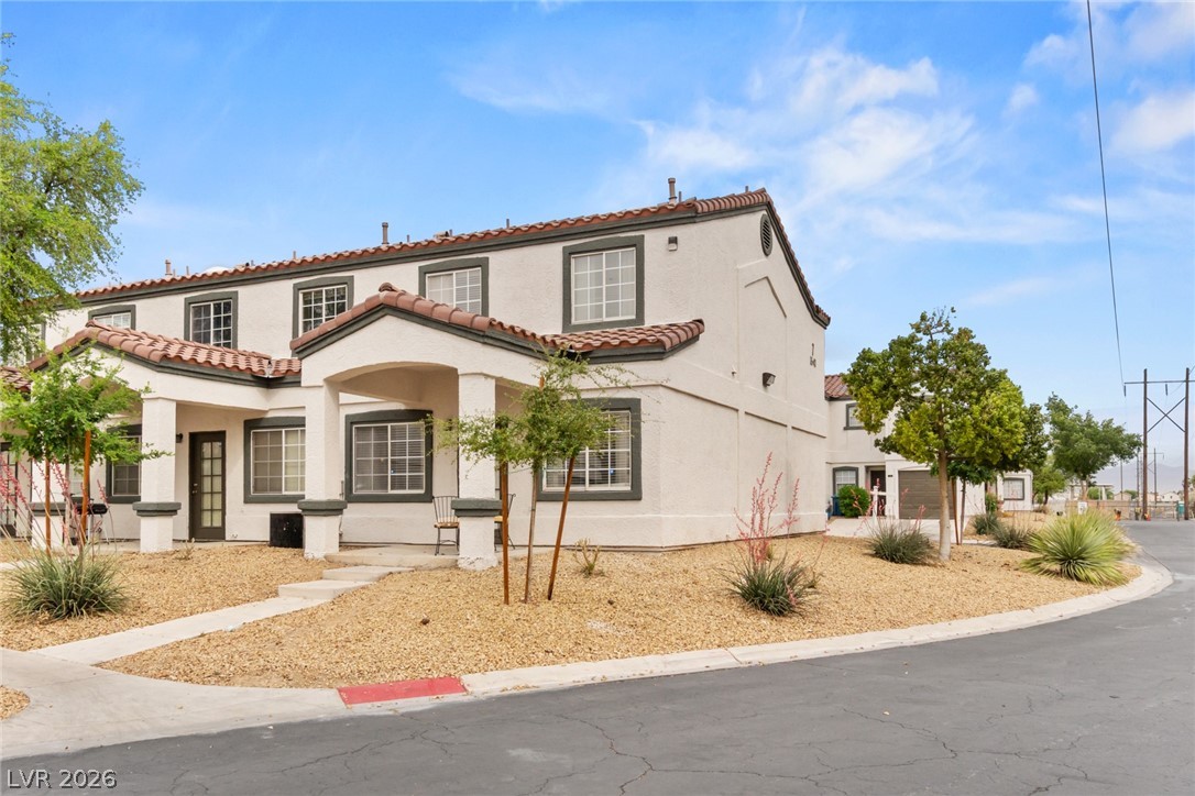 5330 E Charleston Boulevard 35