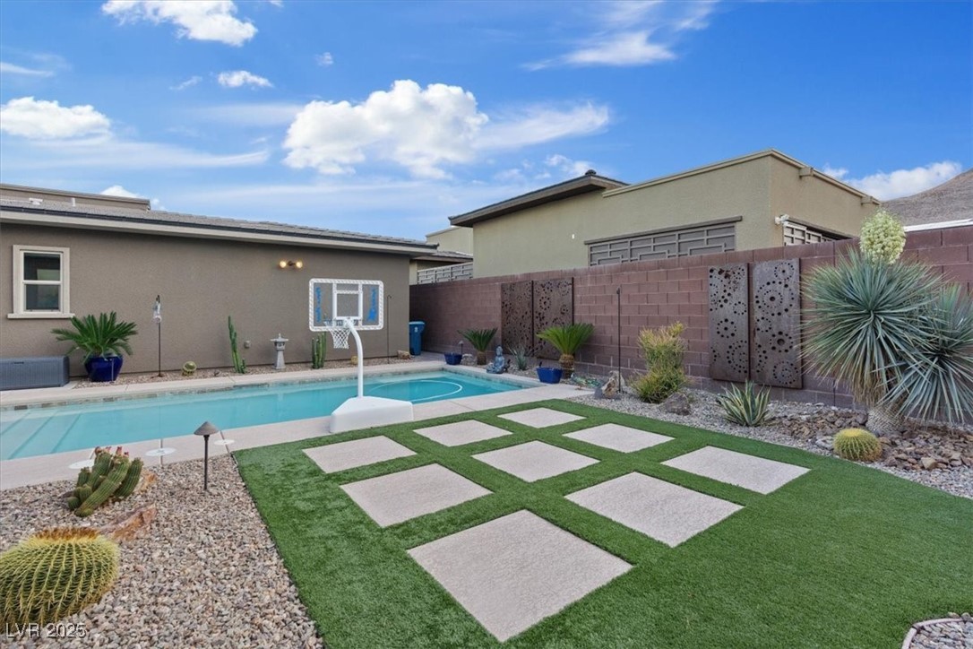 10018 Regency Square Avenue, Las Vegas, Nevada image 39