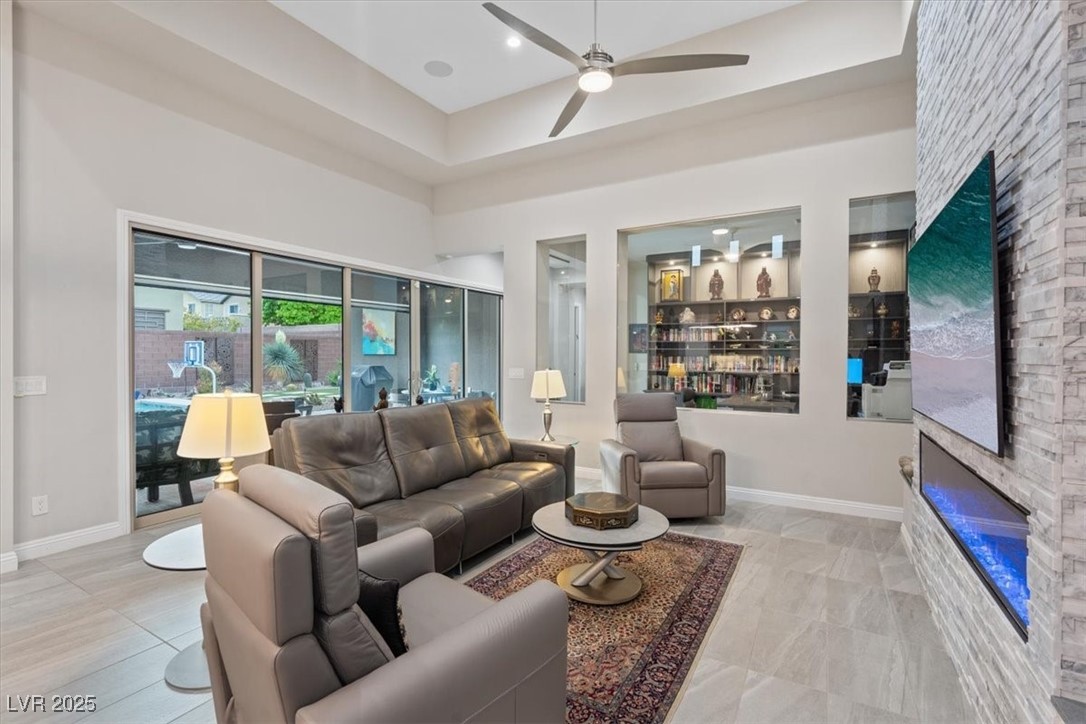 10018 Regency Square Avenue, Las Vegas, Nevada image 15