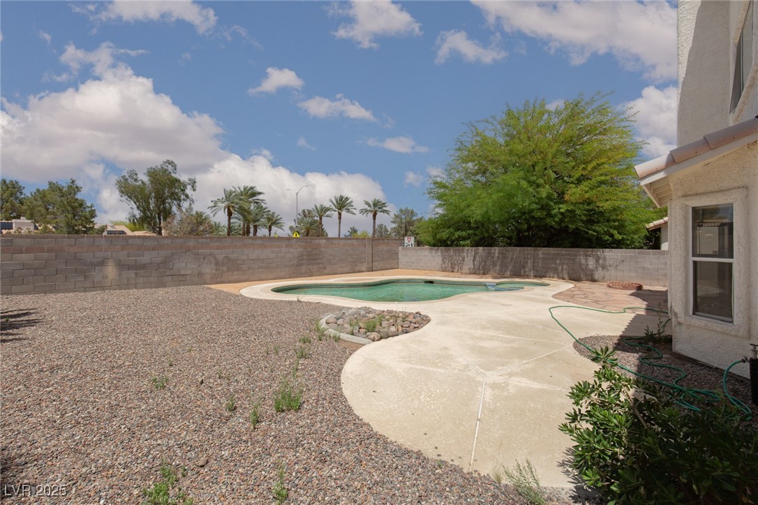 1924 Coralino Drive, Henderson, Nevada image 32