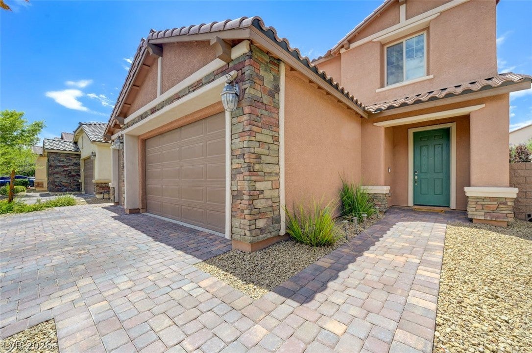 6221 Canterbury Field Road
