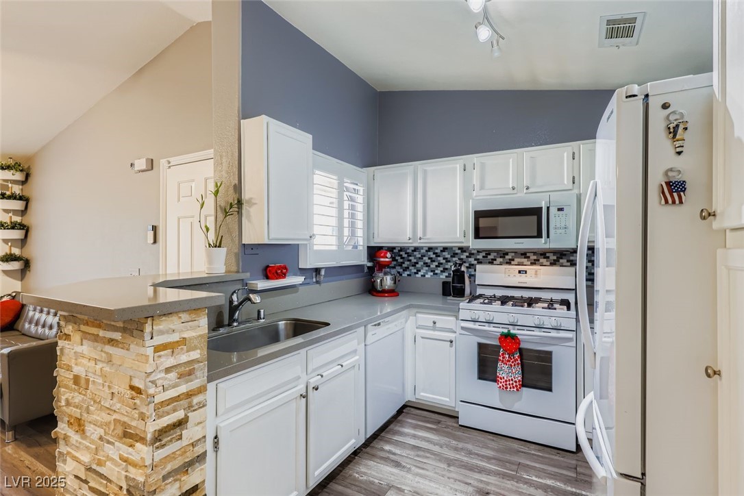 Properties 4 5415 W Harmon Avenue 2087
