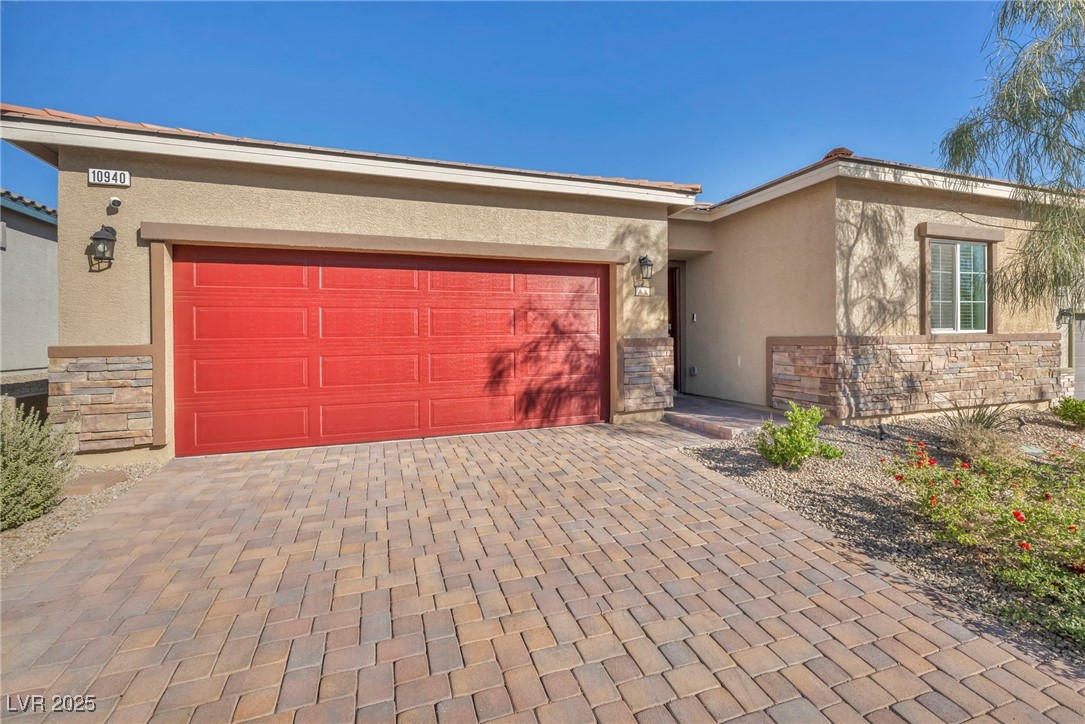 10940 Stone Crossing Avenue