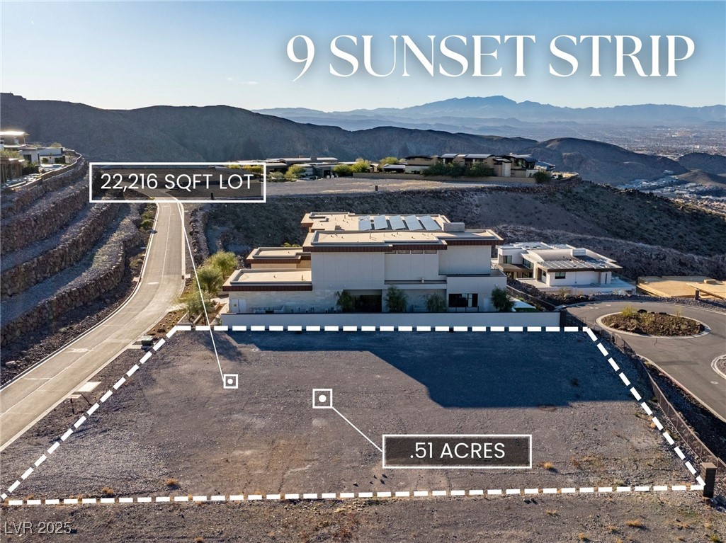 9 Sunset Strip