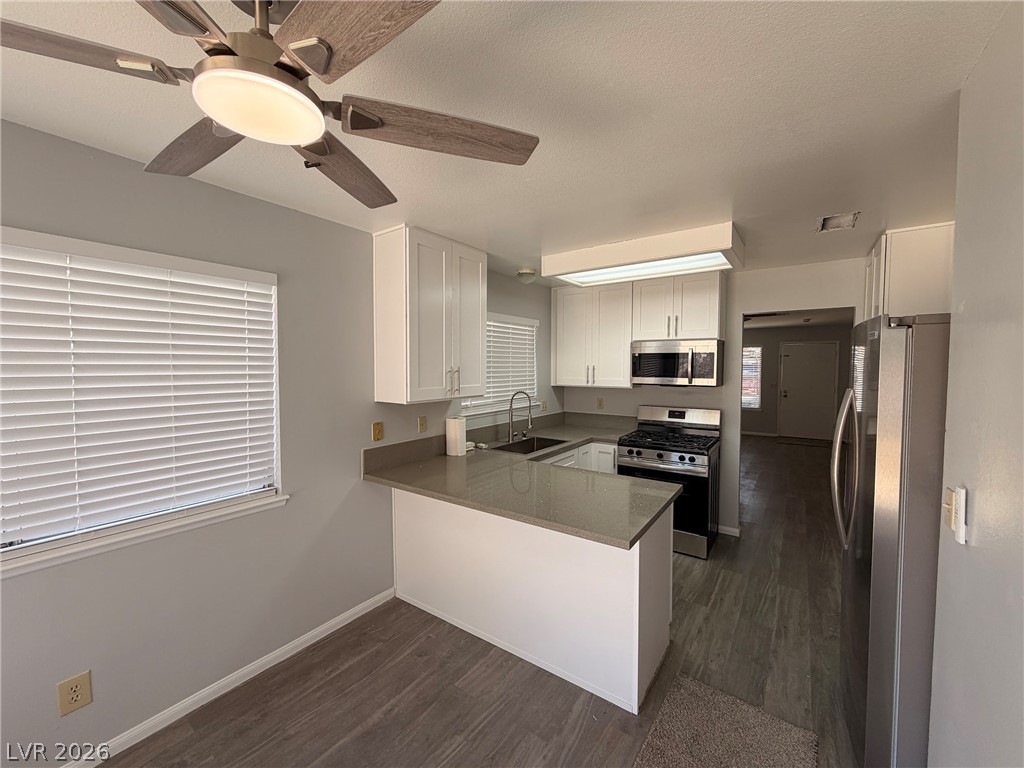 1593 Teardrop Street