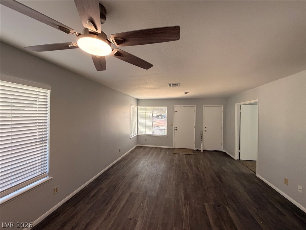 1593 Teardrop Street