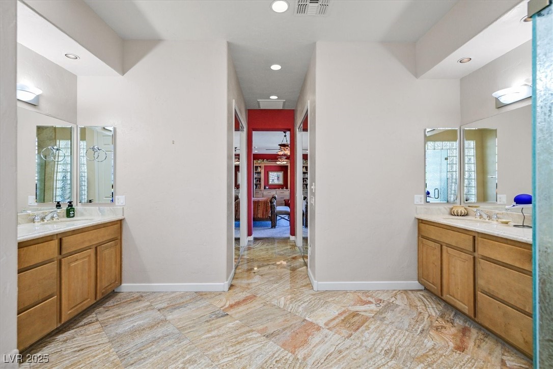 Henderson, Nevada 89052, United States, 3 Bedrooms Bedrooms, ,3 BathroomsBathrooms,Residential,Active,193415