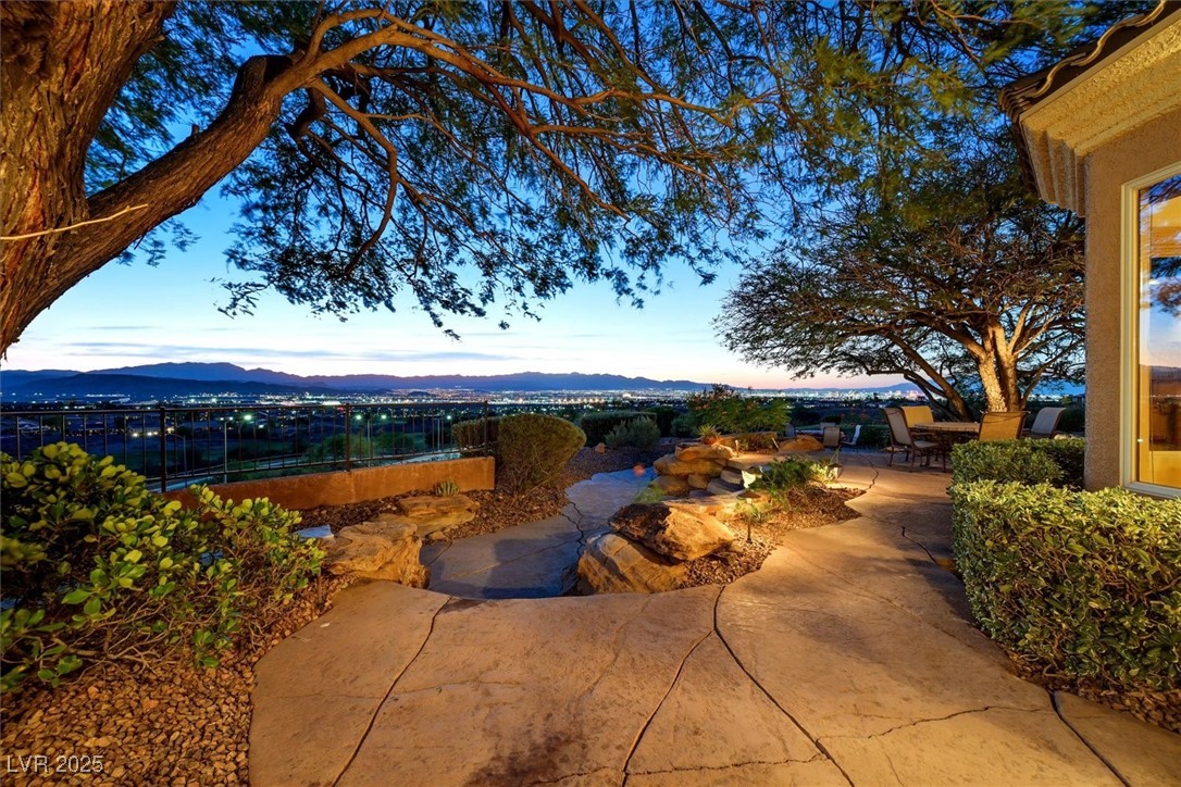 Henderson, Nevada 89052, United States, 3 Bedrooms Bedrooms, ,3 BathroomsBathrooms,Residential,Active,193415