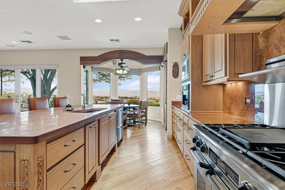 Henderson, Nevada 89052, United States, 3 Bedrooms Bedrooms, ,3 BathroomsBathrooms,Residential,Active,193415