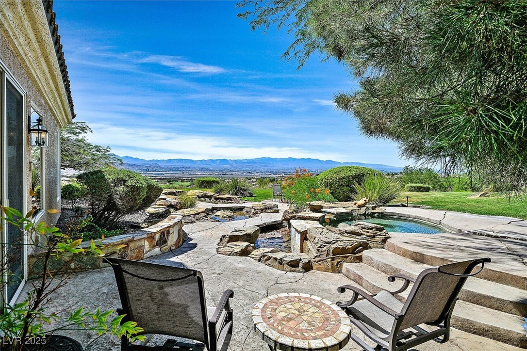 Henderson, Nevada 89052, United States, 3 Bedrooms Bedrooms, ,3 BathroomsBathrooms,Residential,Active,193415