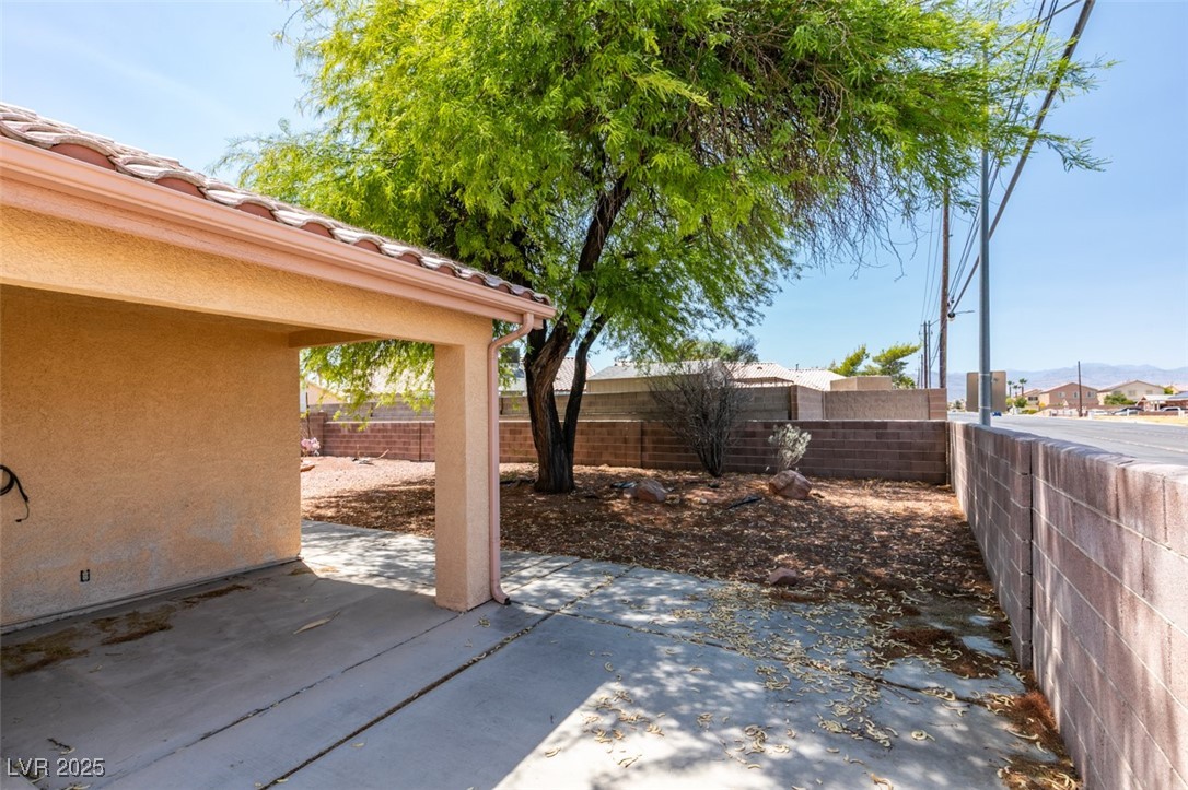 North Las Vegas, Nevada 89032, United States, 3 Bedrooms Bedrooms, ,2 BathroomsBathrooms,Residential,Active,192008