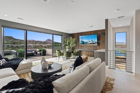 40 Heron Harbour Drive Henderson NV 89011