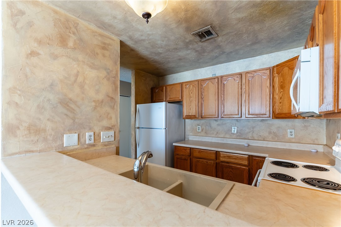 5609 Orchard Lane 5609