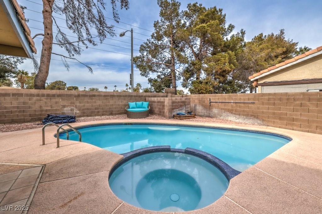 275 Adorno Drive, Henderson, Nevada image 38