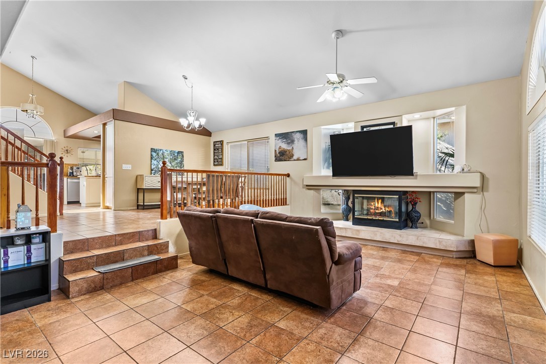 2007 Silver Whisper Avenue