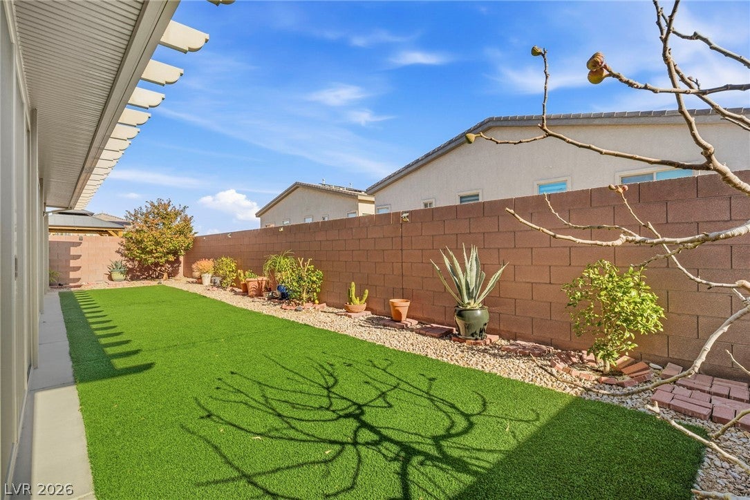 8610 Hallcrest Court